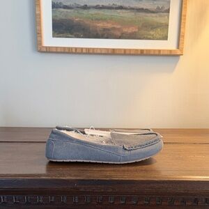 Stars Above ⭐️ Women's Gray Suede Moccasin Slippers with Faux Fur Lining